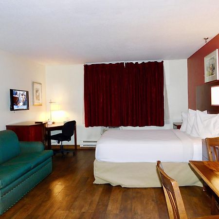 Americas Best Value Inn & Suites Anchorage Airport Екстер'єр фото