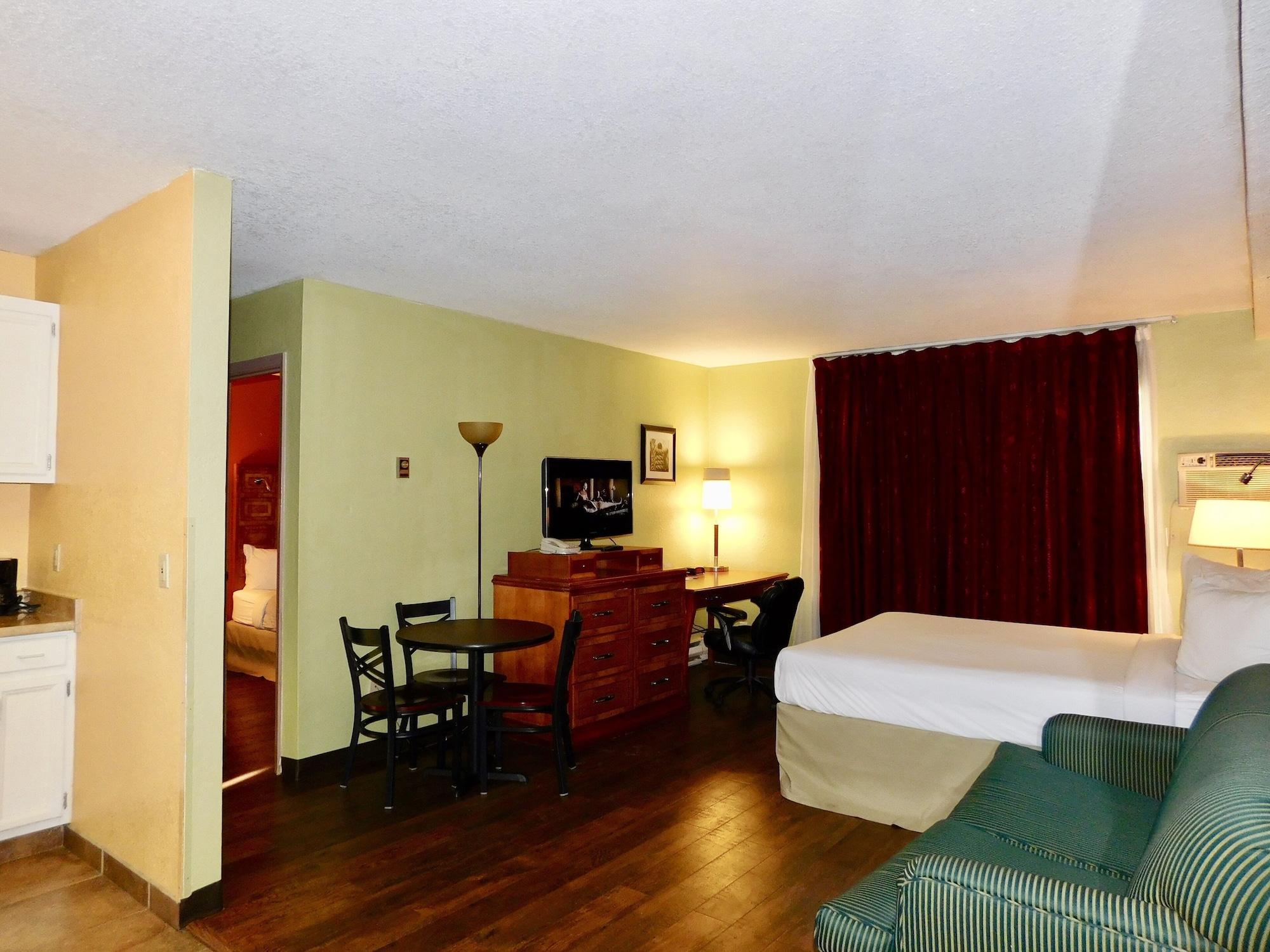 Americas Best Value Inn & Suites Anchorage Airport Екстер'єр фото