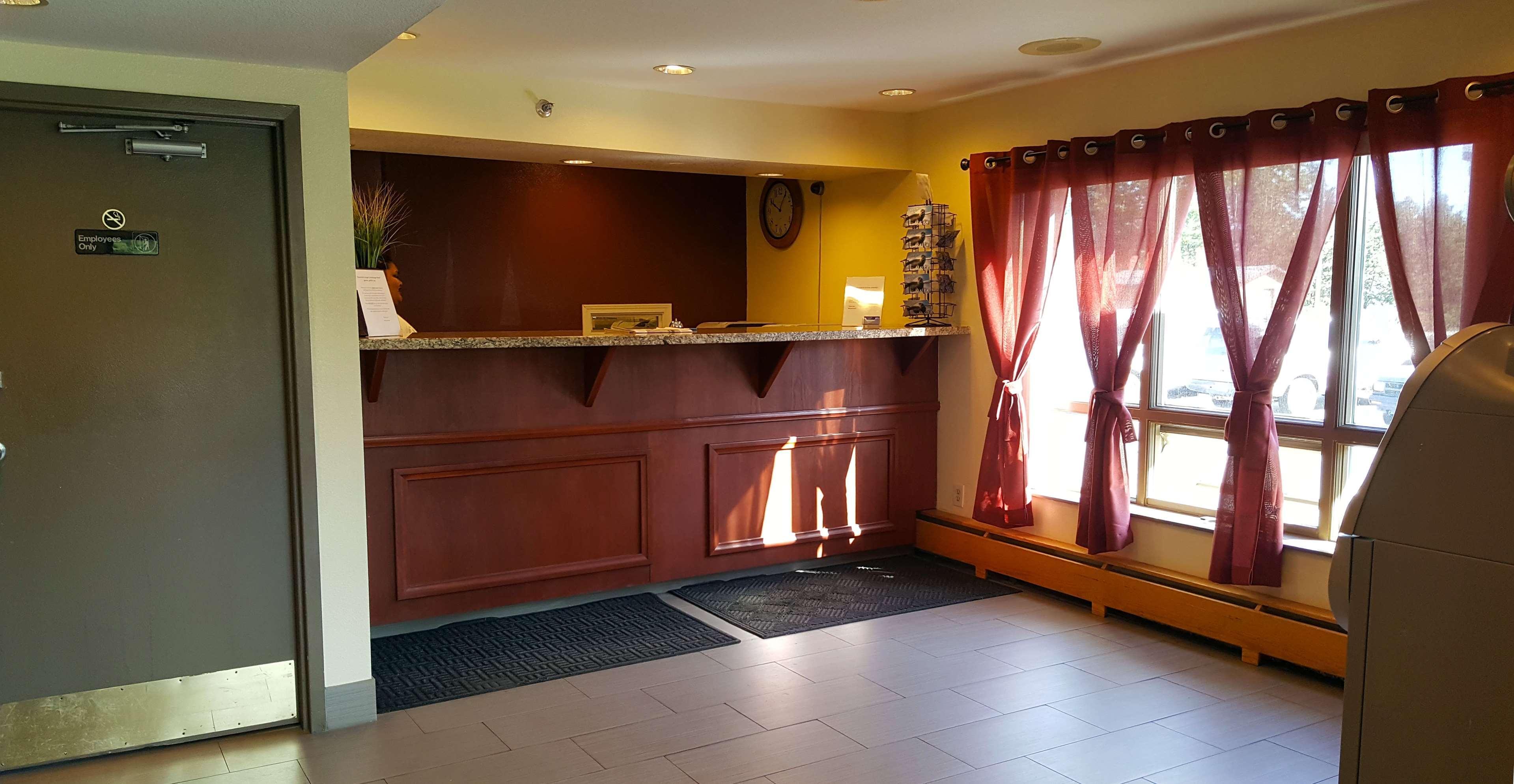 Americas Best Value Inn & Suites Anchorage Airport Екстер'єр фото