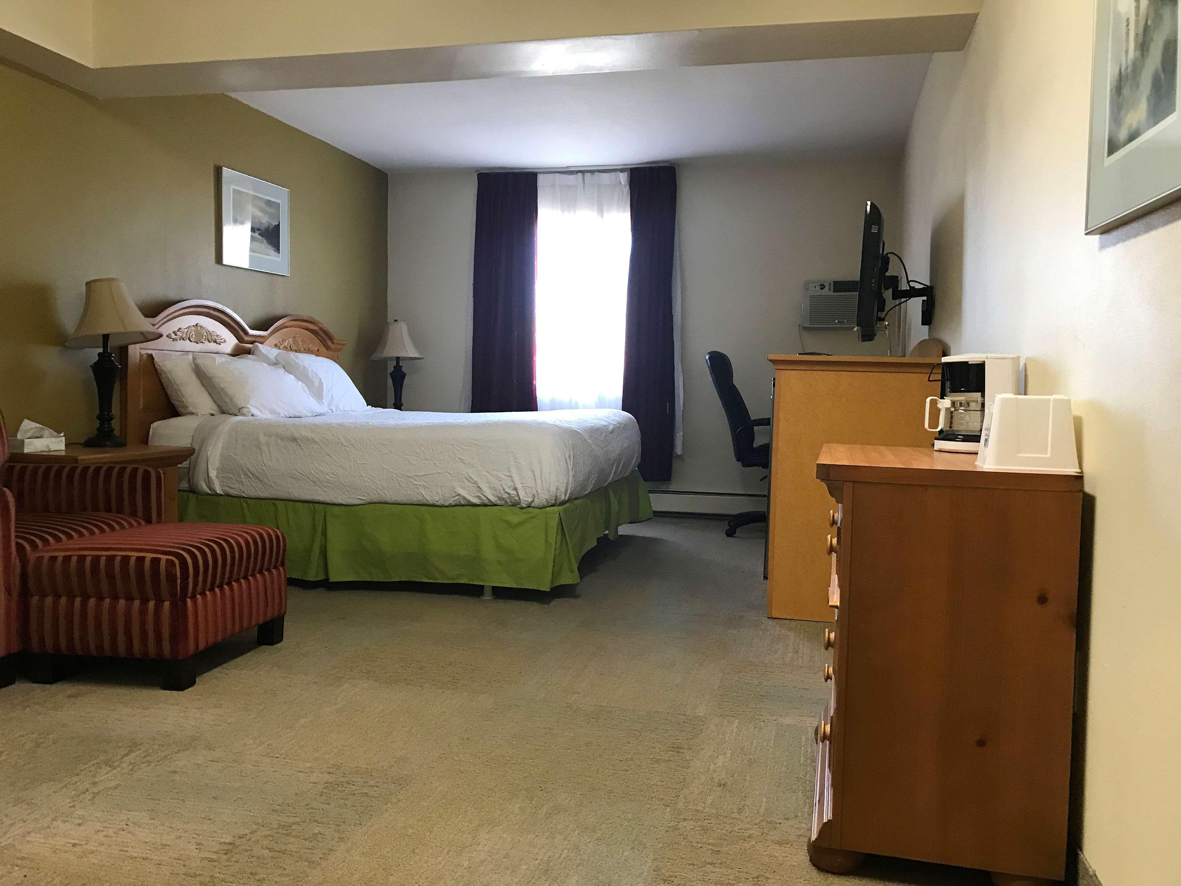 Americas Best Value Inn & Suites Anchorage Airport Екстер'єр фото