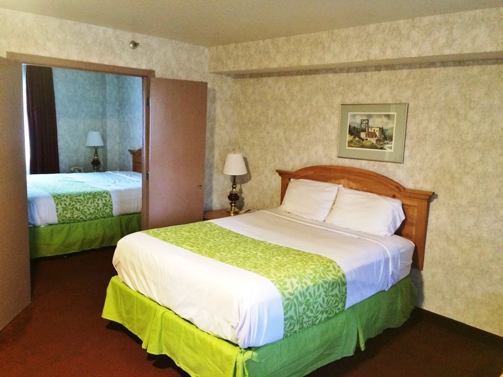 Americas Best Value Inn & Suites Anchorage Airport Номер фото