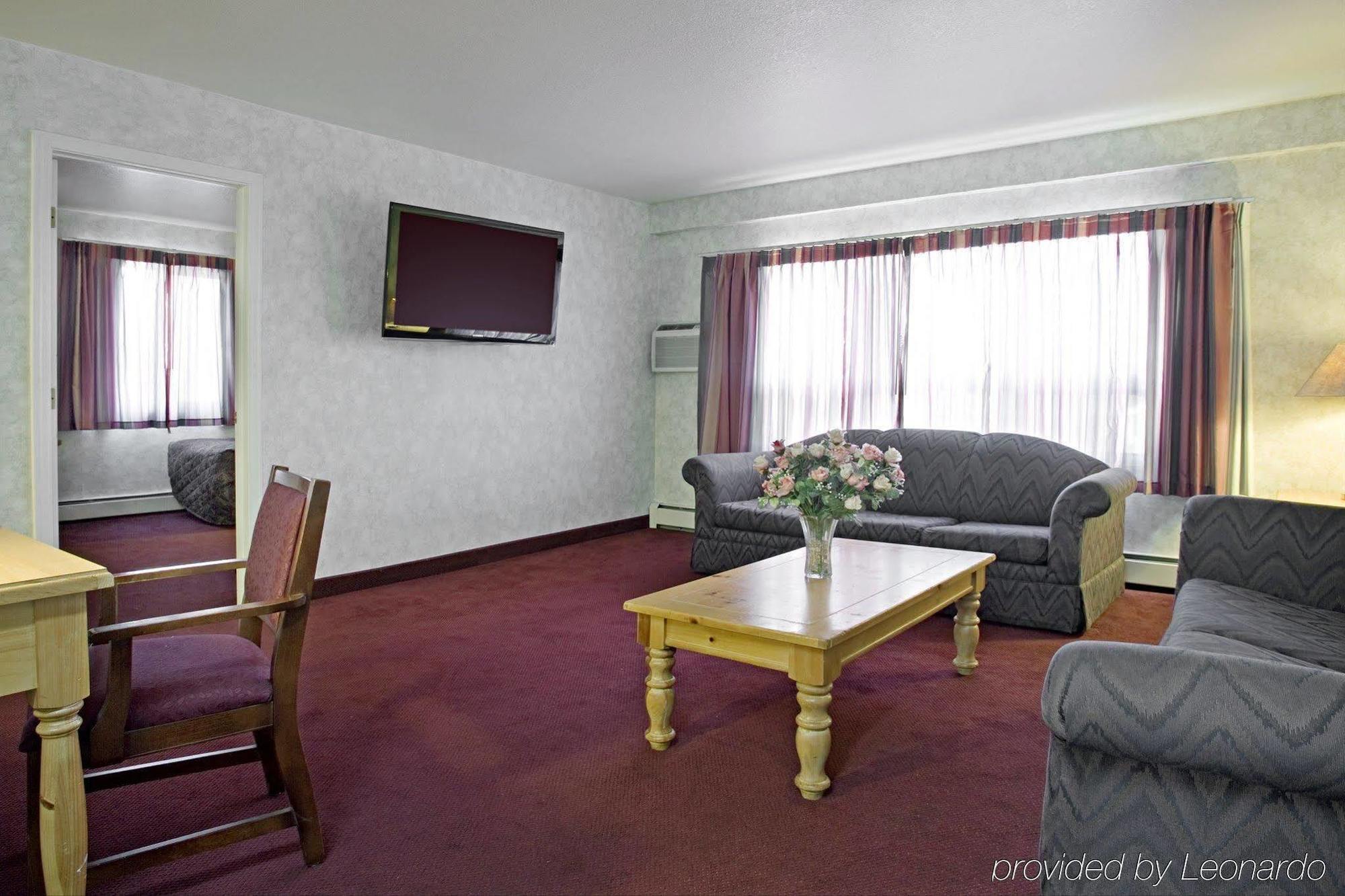 Americas Best Value Inn & Suites Anchorage Airport Номер фото