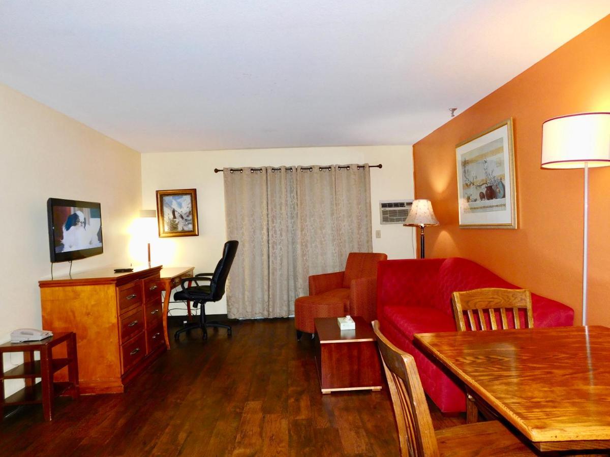 Americas Best Value Inn & Suites Anchorage Airport Екстер'єр фото